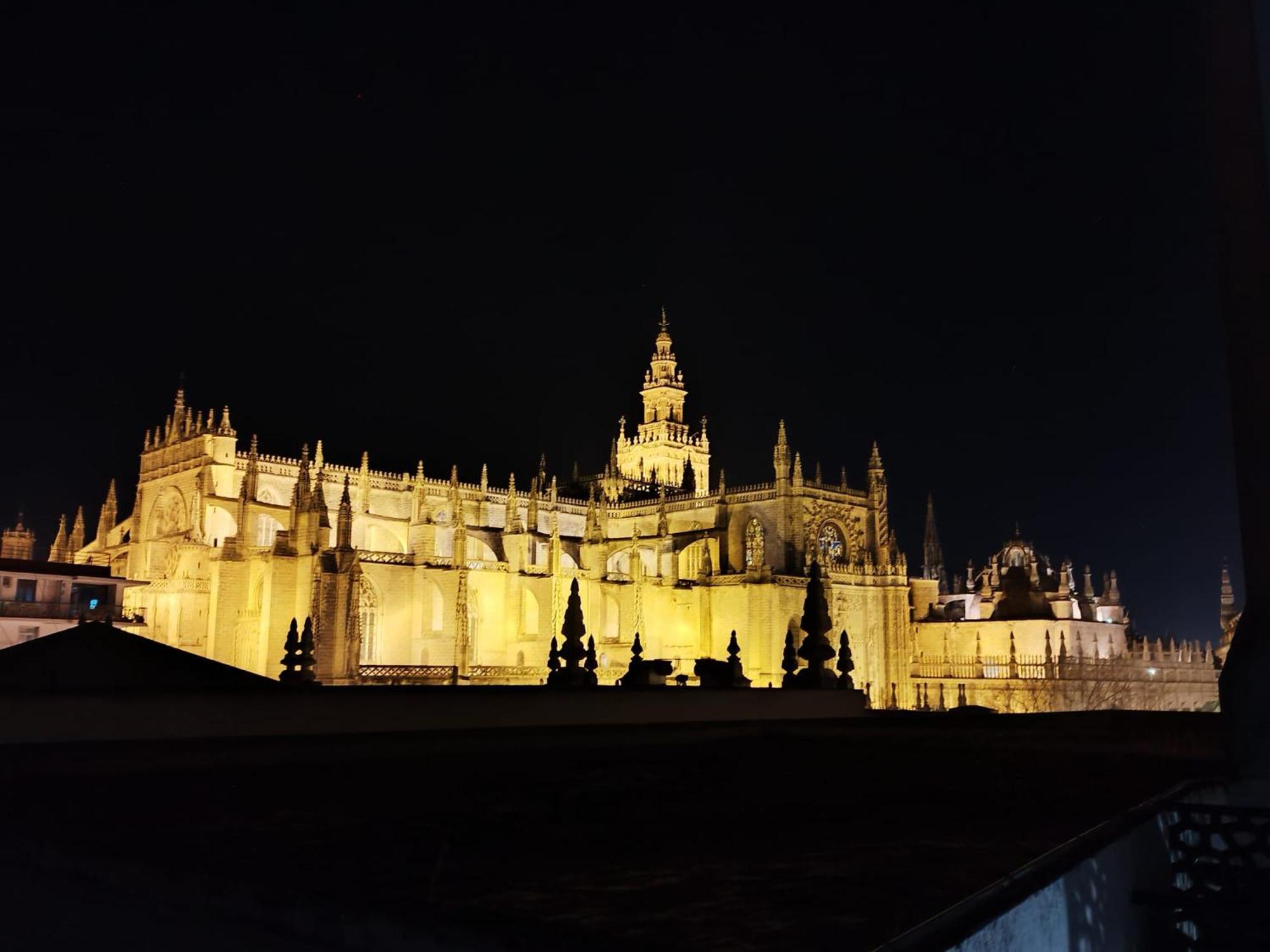Suite Apartament Cathedral Sevilla Exterior foto